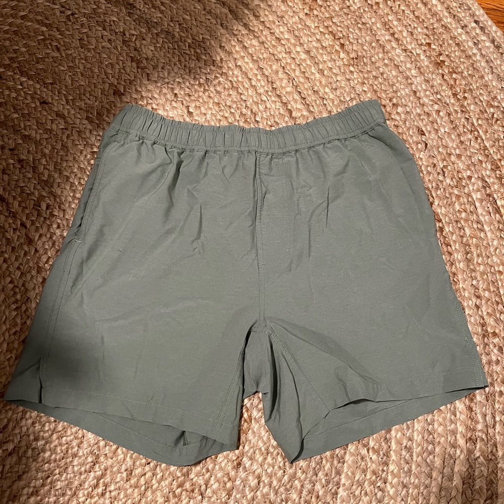 Myles Apparel Short Medium 6” inseam